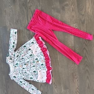 Size 5Y sweet honey clothing christmas tunic set